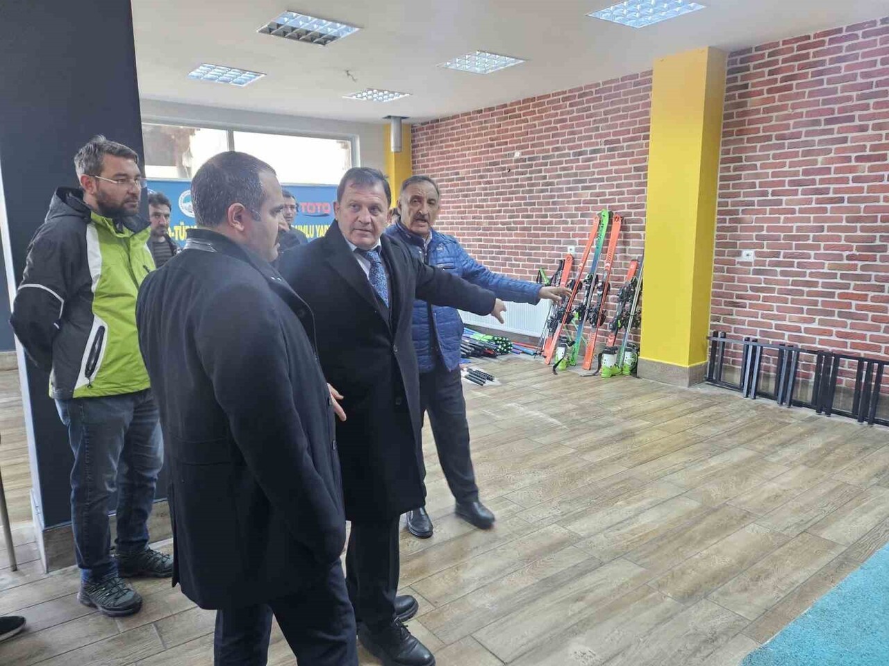 ERVA SPOR OKULLARI PROJESİ KAPSAMINDA ERCİYES KAYAK MERKEZİ HACILAR KAPI MEVKİİNDE FAALİYET...