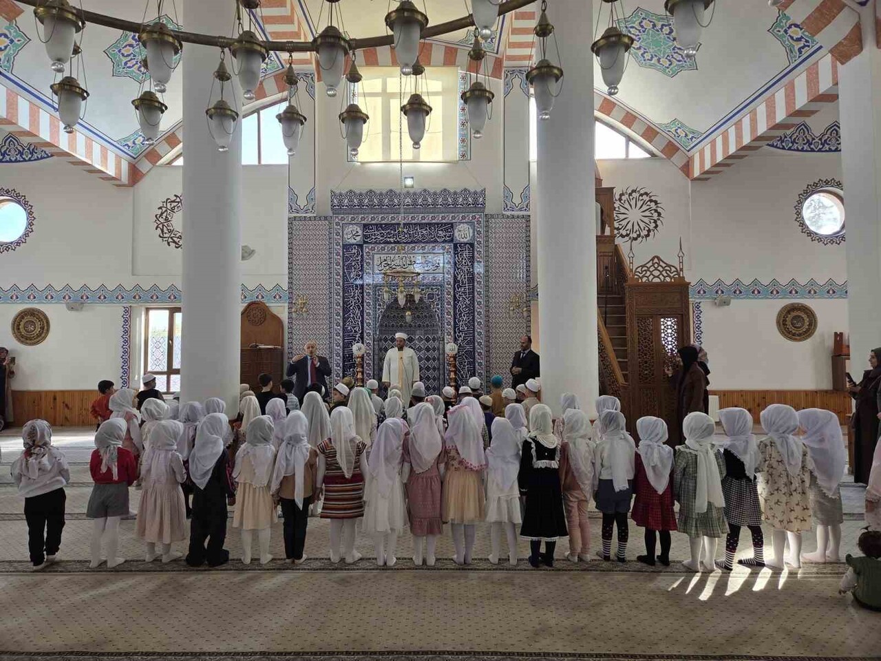 ERZİNCAN İL MÜFTÜLÜĞÜ TARAFINDAN YÜRÜTÜLEN "ŞEHİRLERİN KALBİ CAMİLERDE BULUŞALIM" PROJESİ...