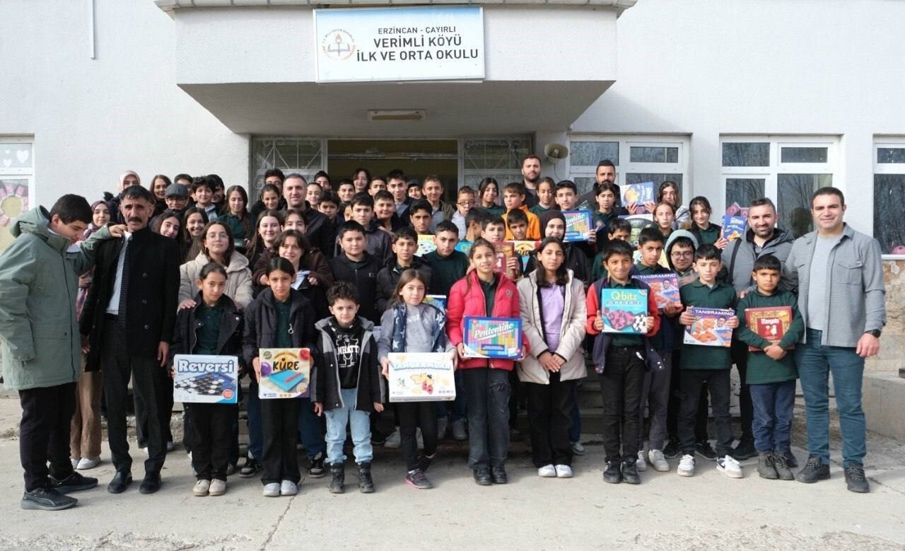 ERZİNCAN ŞEHİT JANDARMA ER FATİH ÇAYBAŞI ORTAOKULU ÖĞRENCİLERİ, "OYUN ARKADAŞIM SENSİN" PROJESİ...