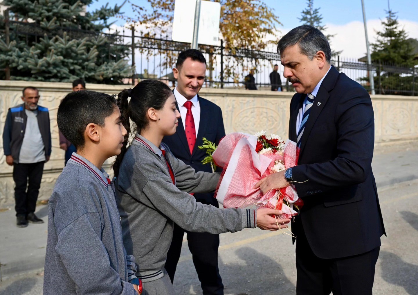 ERZURUM VALİSİ MUSTAFA ÇİFTÇİ BU HAFTAKİ İLÇE ZİYARETLERİ KAPSAMINDA...