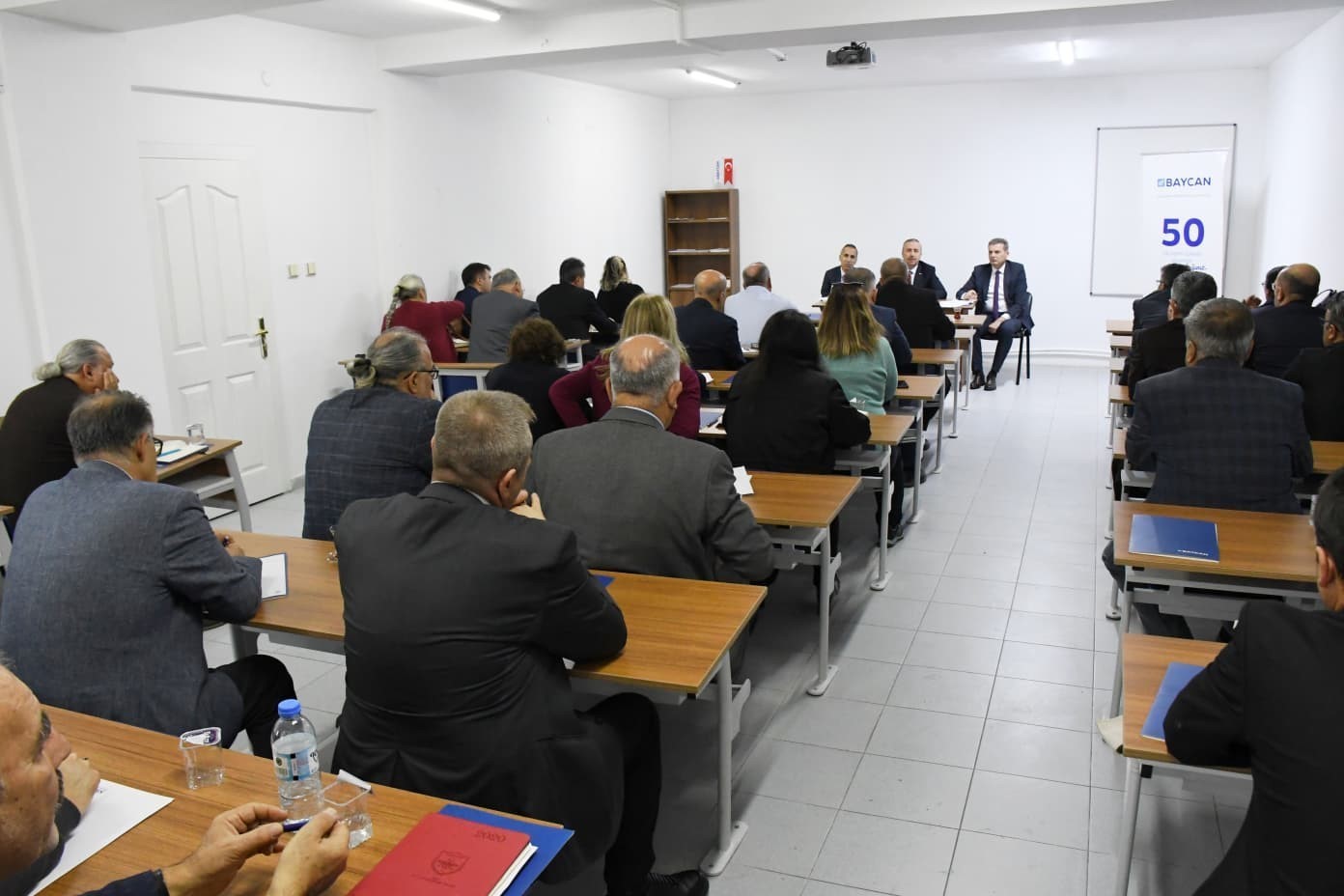 ESKİŞEHİR’DE ÖZEL MESLEKİ VE TEKNİK ANADOLU LİSELERİNİN MÜDÜRLERİYLE AYLIK DEĞERLENDİRME...