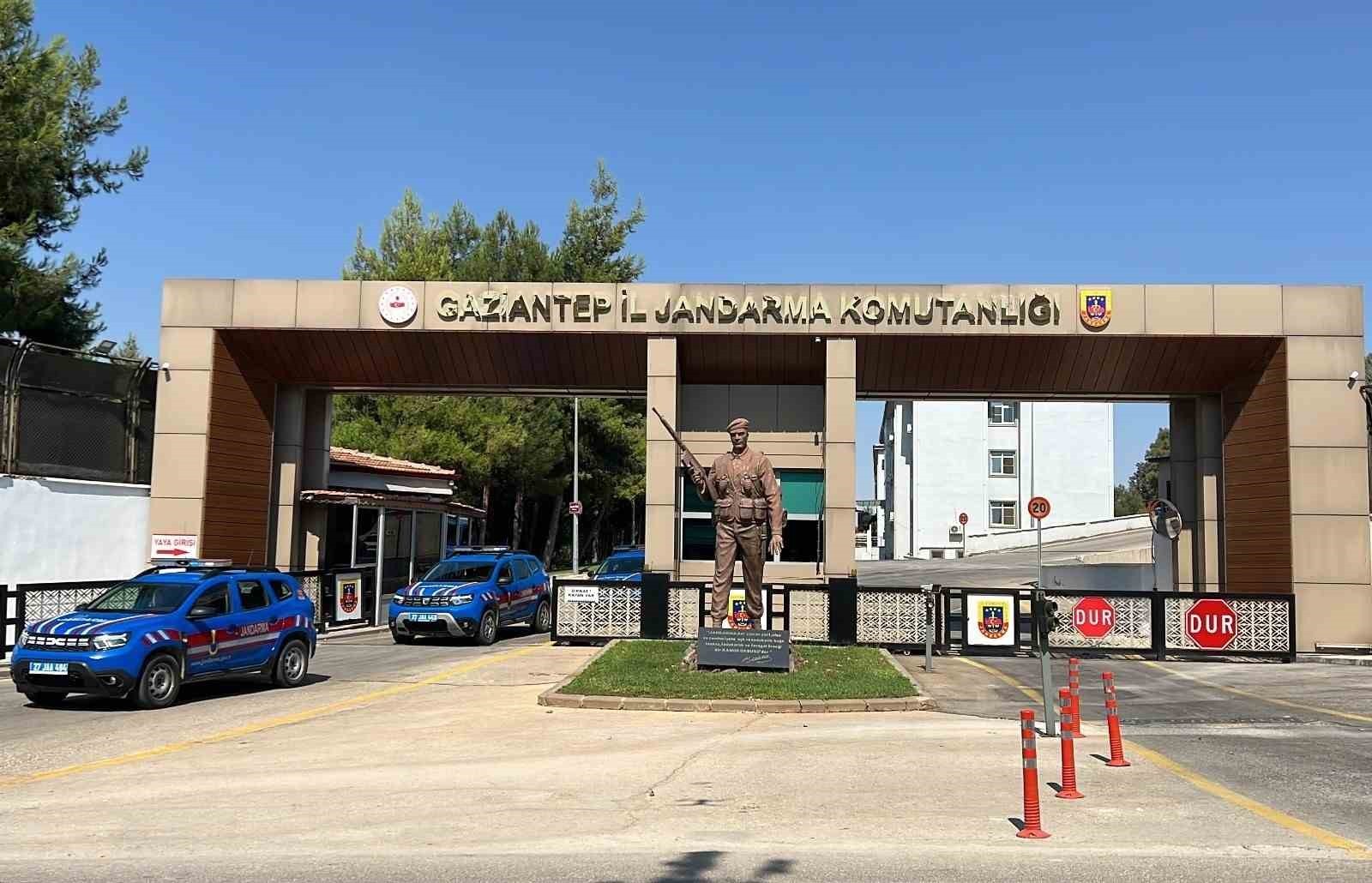GAZİANTEP'TE HIRSIZLIK ŞÜPHELİSİ 21 ŞAHISTAN 13'Ü TUTUKLANDI