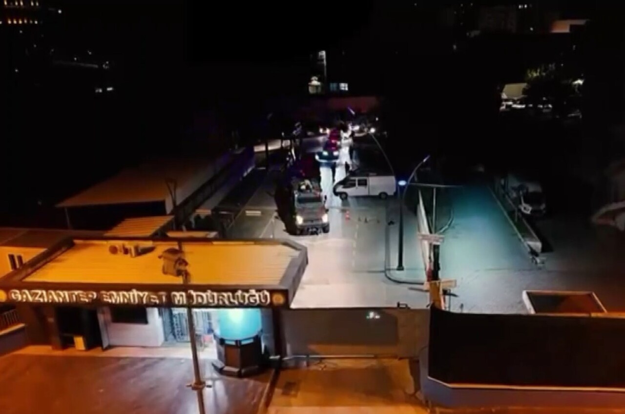 GAZİANTEP'TE KUMAR OPERASYONLARINDA 352 MİLYON TL SUÇ GELİRİ PARA ELE GEÇİRİLDİ. OPERASYONLAR...