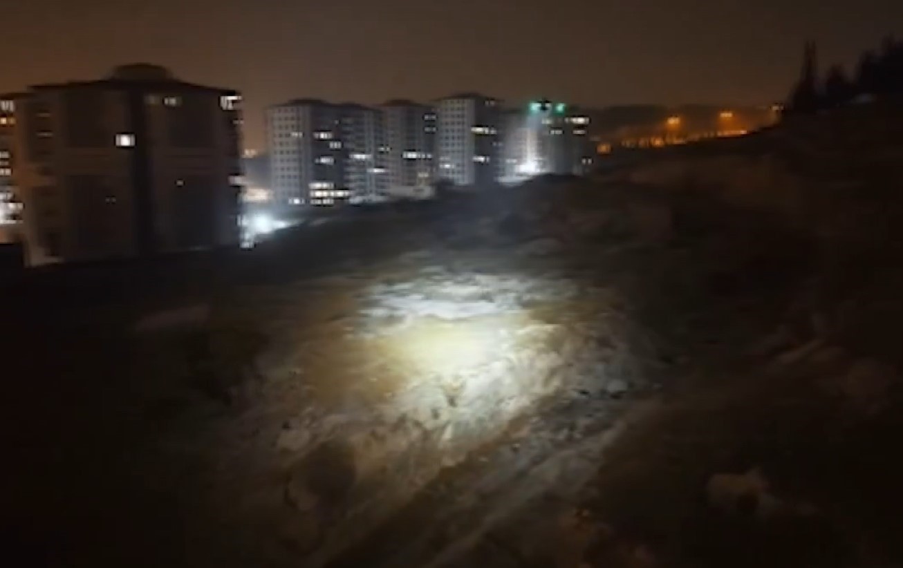 GAZİANTEP'TE RİSKLİ METRUK ALAN DENETİMLERİNDE DRON DÖNEMİ