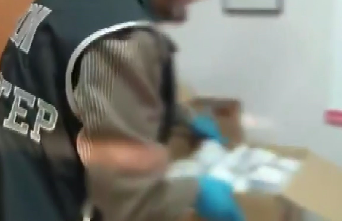 GAZİANTEP'TE USULSÜZ SATIŞI VE DAĞITIMI YAPILDIĞI TESPİT EDİLEN 30 BİN 572 ADET TIBBİ İLAÇ ELE...