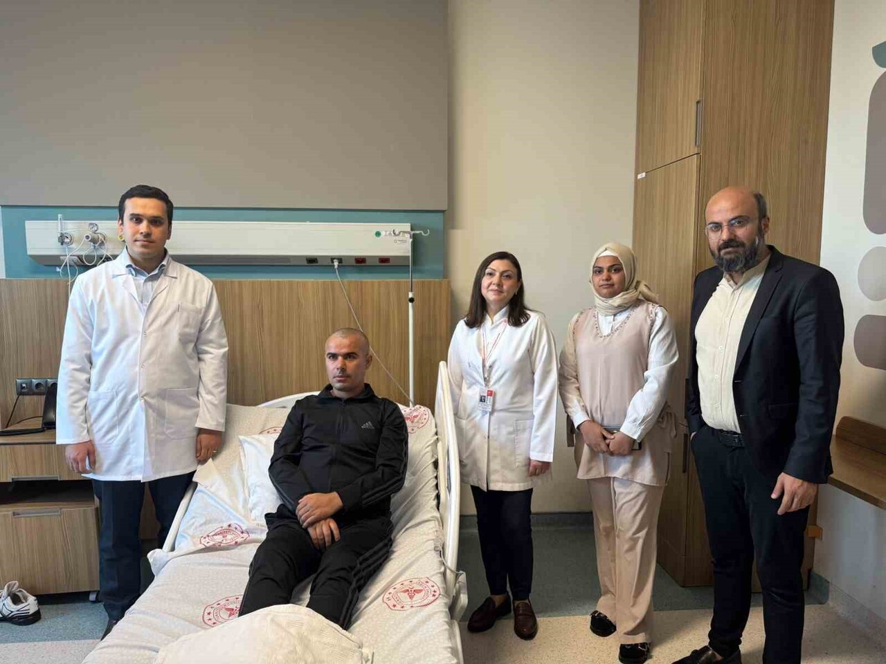 GAZİANTEP ŞEHİR HASTANESİ’NDE BÖLGENİN İLK "UYANIK KRANİOTOMİ" AMELİYATI BAŞARIYLA...