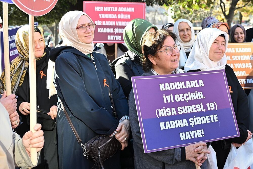 GAZİOSMANPAŞA BELEDİYESİ, 25 KASIM KADINA YÖNELİK ŞİDDETE KARŞI ULUSLARARASI MÜCADELE GÜNÜ...