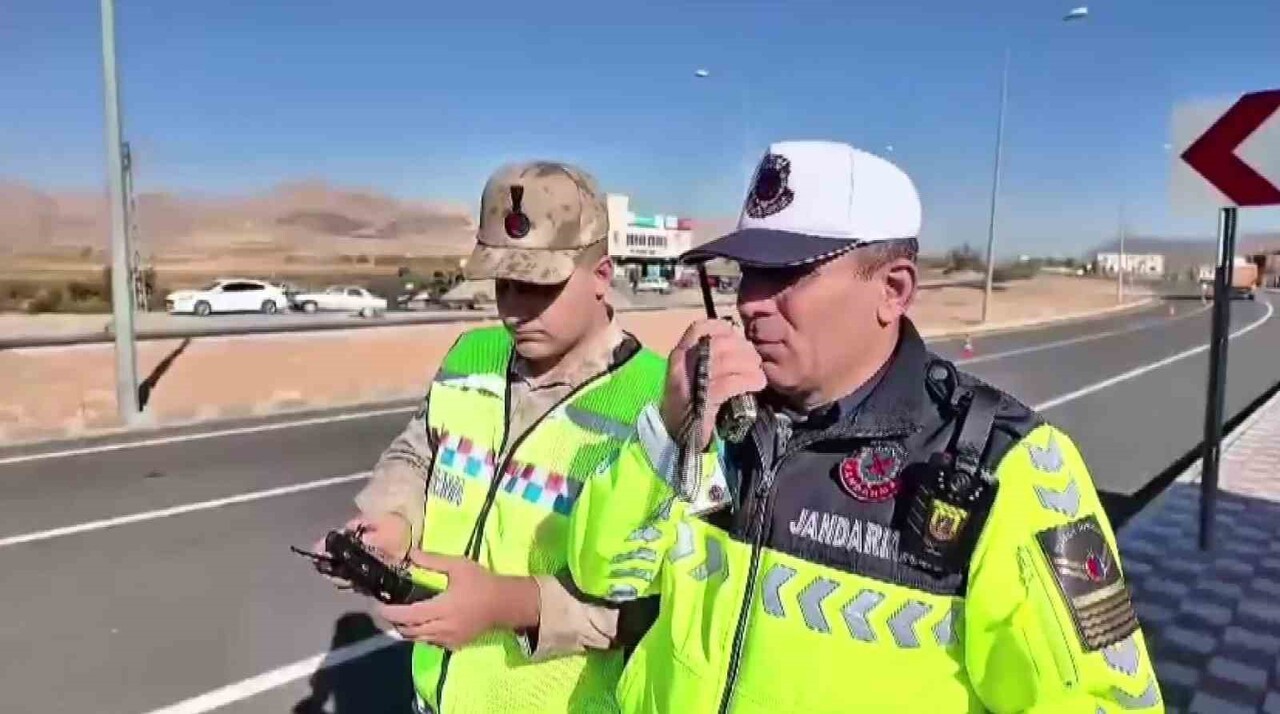 GERCÜŞ’TE DRON DESTEKLİ TRAFİK DENETİMİ