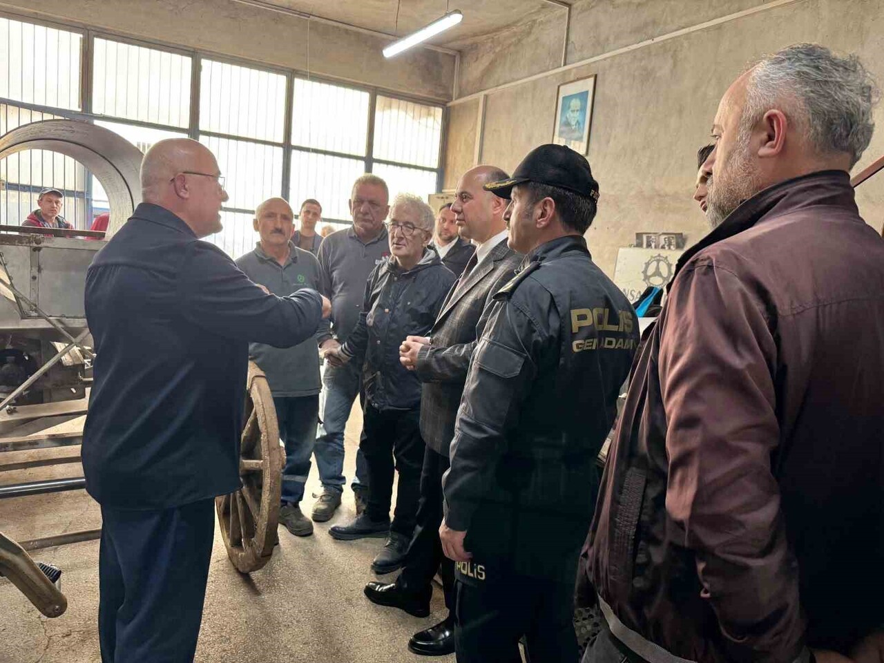 GİRESUN’DA YAKLAŞIK 2 BİN KİŞİYE İSTİHDAM SAĞLAYAN KÜÇÜK SANAYİ SİTESİ’NİN ESNAFI, YOL VE ALTYAPI...