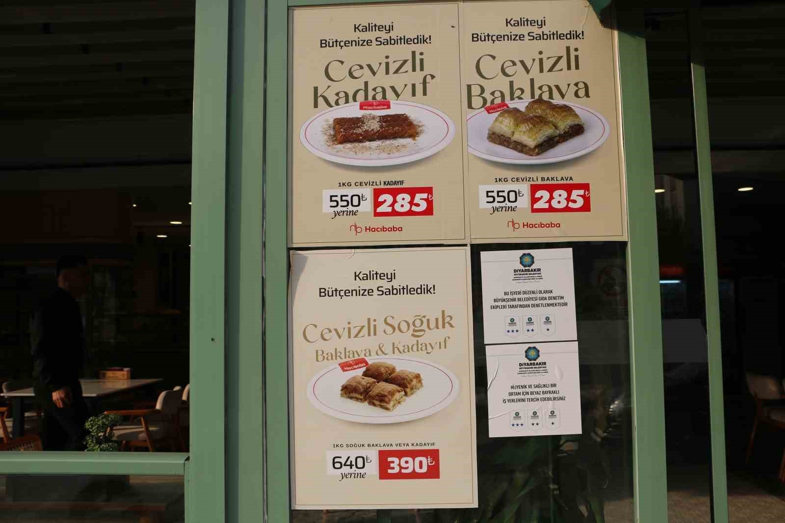 HACIBABA PASTANELERİ VATANDAŞIN KALİTELİ TATLIYI UCUZA YEMESİ İÇİN KAMPANYALAR YAPMAYA DEVAM...