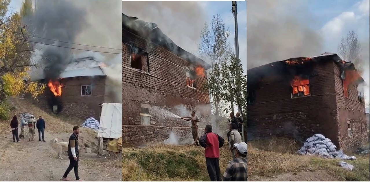 HAKKARİ’NİN GEÇİTLİ KÖYÜNDE 13 NÜFUSLU BEDEL TEKİN ADLI VATANDAŞA AİT EVDE YANGIN...