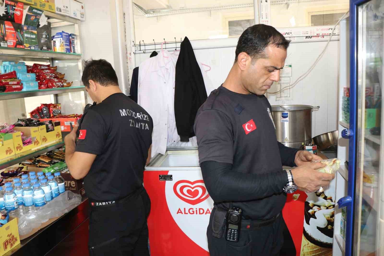 HALİLİYE’DEKİ OKUL KANTİNLERİNDE DENETİM