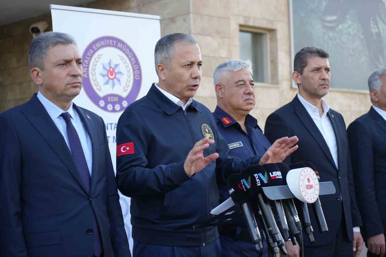İÇİŞLERİ BAKANI ALİ YERLİKAYA AÇIKLAMALARDA BULUNDU
