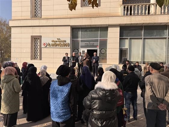 IĞDIR’DA UMRE YOLCULARI DUALARLA UĞURLANDI