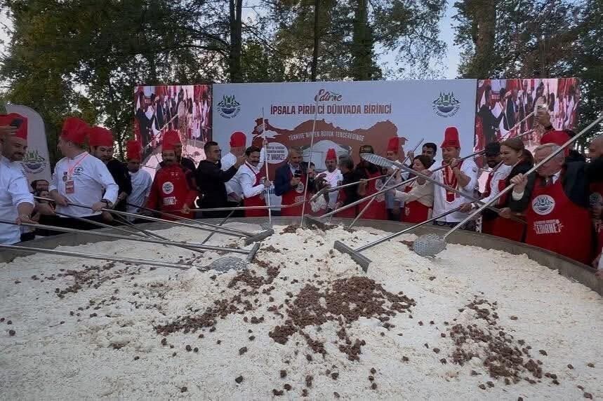 İPSALA KAYMAKAMI ÖMER SEVGİLİ, GELİŞMEYİ KAMUOYUNA DUYURARAK, SÜRECİN İLÇE VE BÖLGE AÇISINDAN...