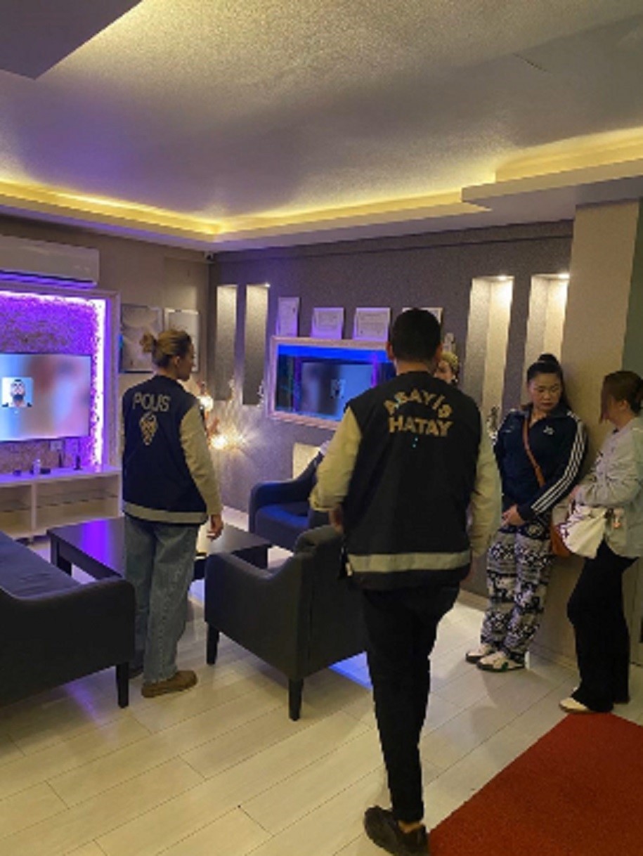 İSKENDERUNL’DA SPA VE MASAJ SALONLARI DENETLENDİ