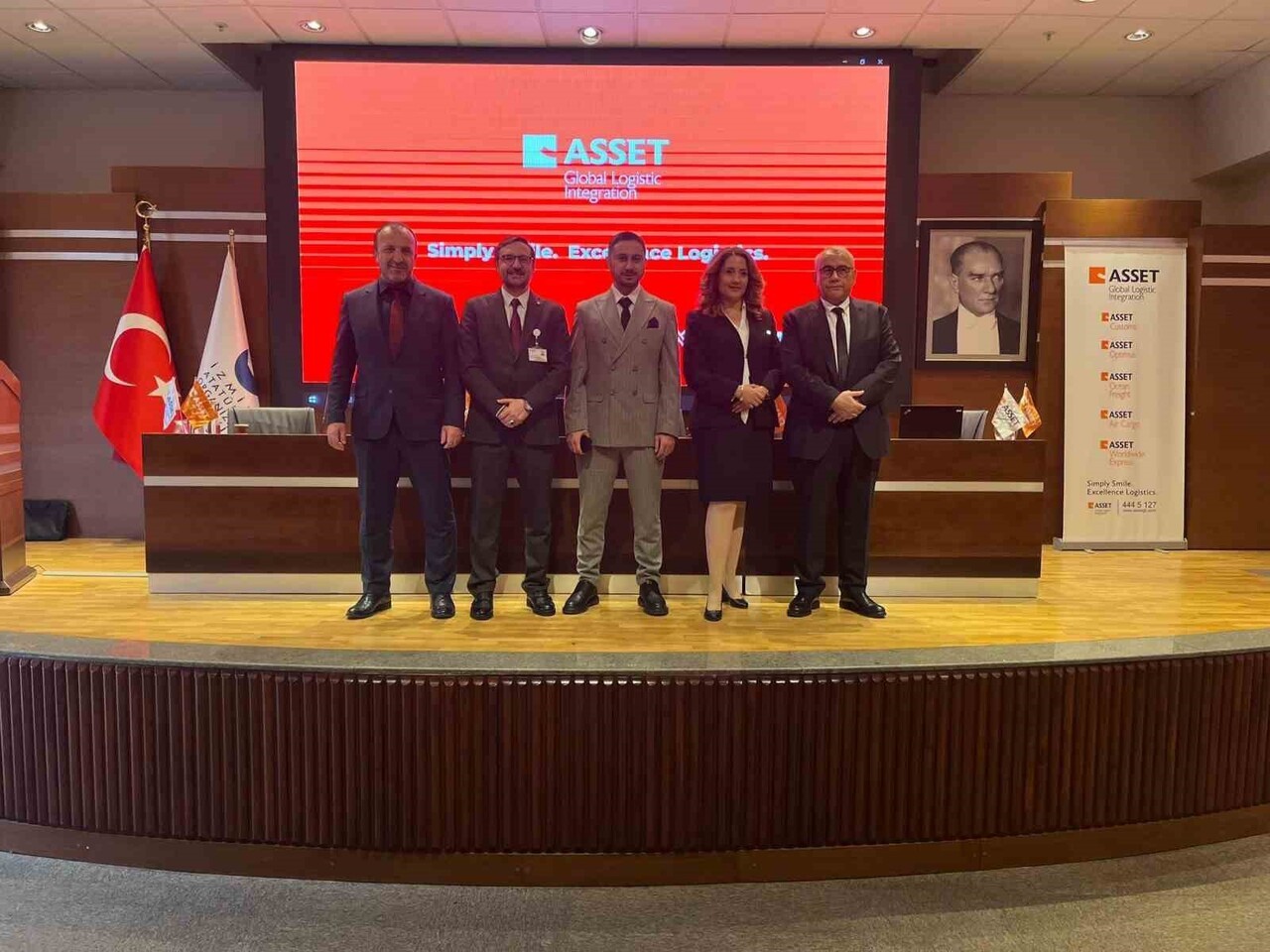 İZMİR ATATÜRK ORGANİZE SANAYİ BÖLGESİ (İAOSB), DIŞ TİCARET ALANINDAKİ GÜNCEL GELİŞMELERİN ELE...