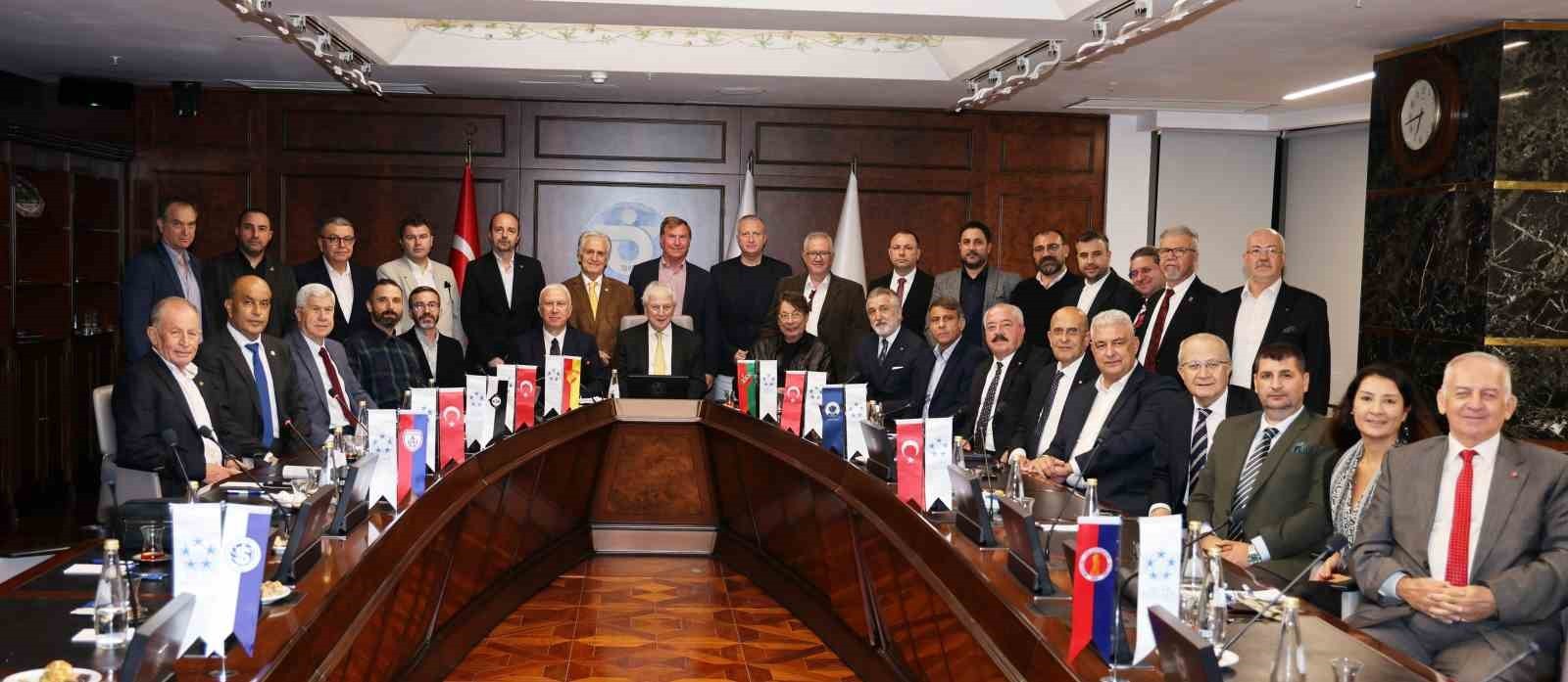 İZMİR SPOR KULÜPLERİ BİRLİĞİ VAKFI’NIN (İZVAK) DANIŞMA KURULU 2025 YILI TOPLANTISI, BU YIL ÖNEMLİ...