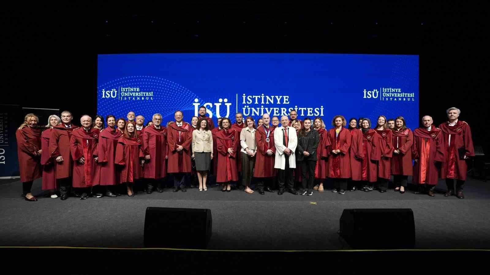 KANSER ARAŞTIRMALARINDA SON YILLARDA YAŞANAN GELİŞMELER, TIP BİLİMİNİN YÖNÜNÜ YENİDEN TANIMLIYOR....