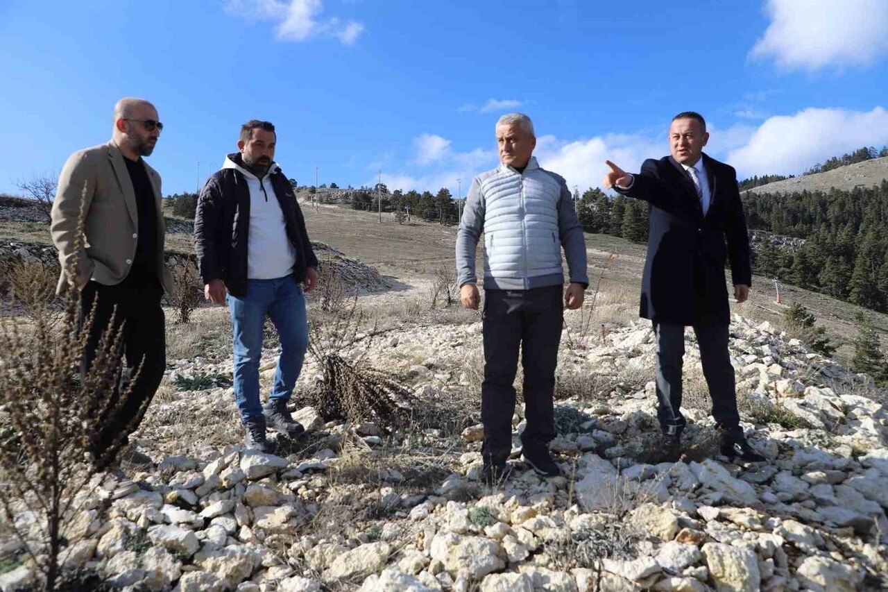 KARABÜK’TE TÜRKİYE’NİN 53. KAYAK MERKEZİ OLAN KELTEPE KAYAK MERKEZİ'NDE YENİ SEZONA HAZIRLIKLAR...