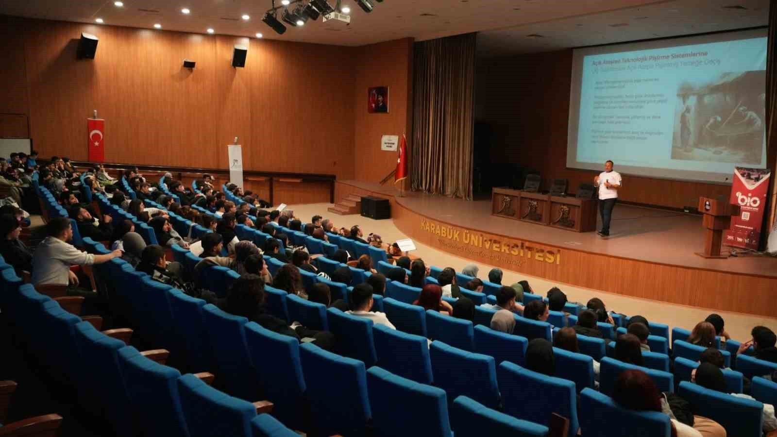 KARABÜK ÜNİVERSİTESİNDE DÜZENLENEN SÖYLEŞİDE, TEKNOLOJİK PİŞİRME SİSTEMLERİNİN MUTFAKLARDAKİ...