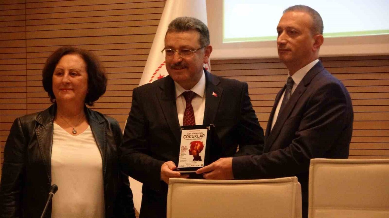 KARADENİZ İLLERİ KADIN PLATFORMU DERNEĞİ TARAFINDAN TRABZON’DA ‘SUÇA SÜRÜKLENEN ÇOCUKLAR SORUNLAR...