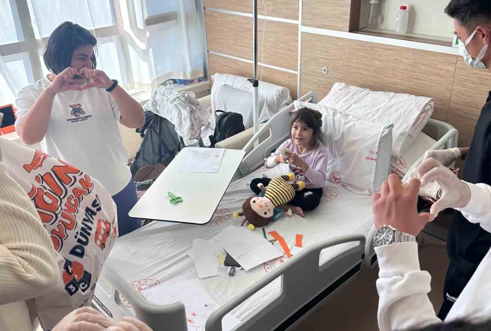 KARAMAN GENÇLİK VE SPOR İL MÜDÜRLÜĞÜNE BAĞLI PİRİ REİS ERKEK YURDU GÖNÜLLÜ ÖĞRENCİLERİ, "LÖSEMİLİ...