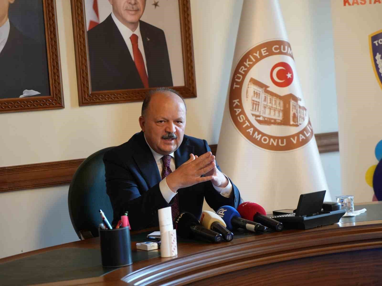 KASTAMONU İL EMNİYET MÜDÜRLÜĞÜ ÖNCÜLÜĞÜNDE YÜRÜTÜLECEK OLAN “HAYATA RENK VERELİM” PROJESİNİN...