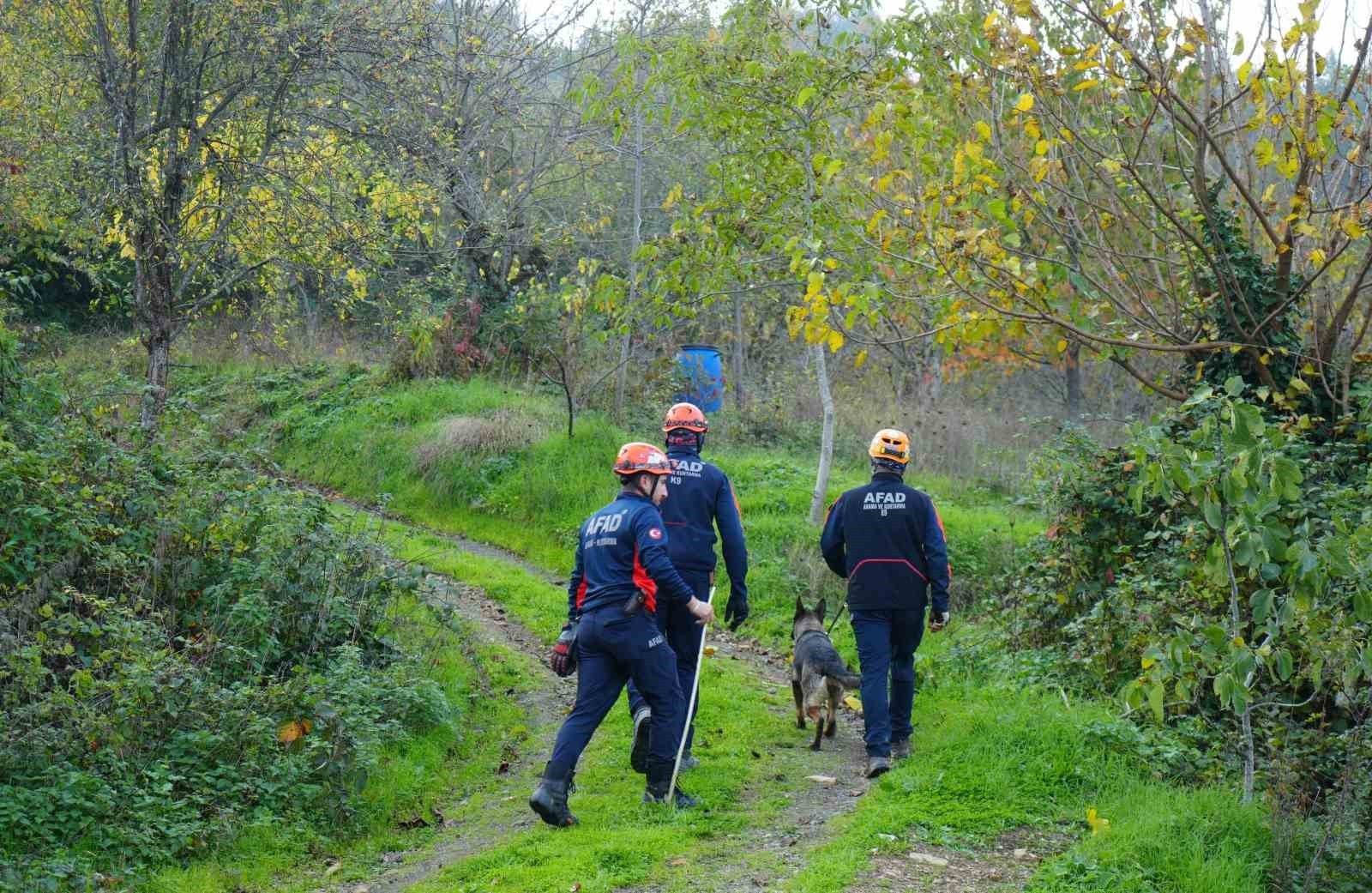 KASTAMONU’NUN BOZKURT İLÇESİNDE, ÇOCUĞUYLA BİRLİKTE KAYIP OLARAK ARANAN KADININ ANNESİ İLE ABLASI...