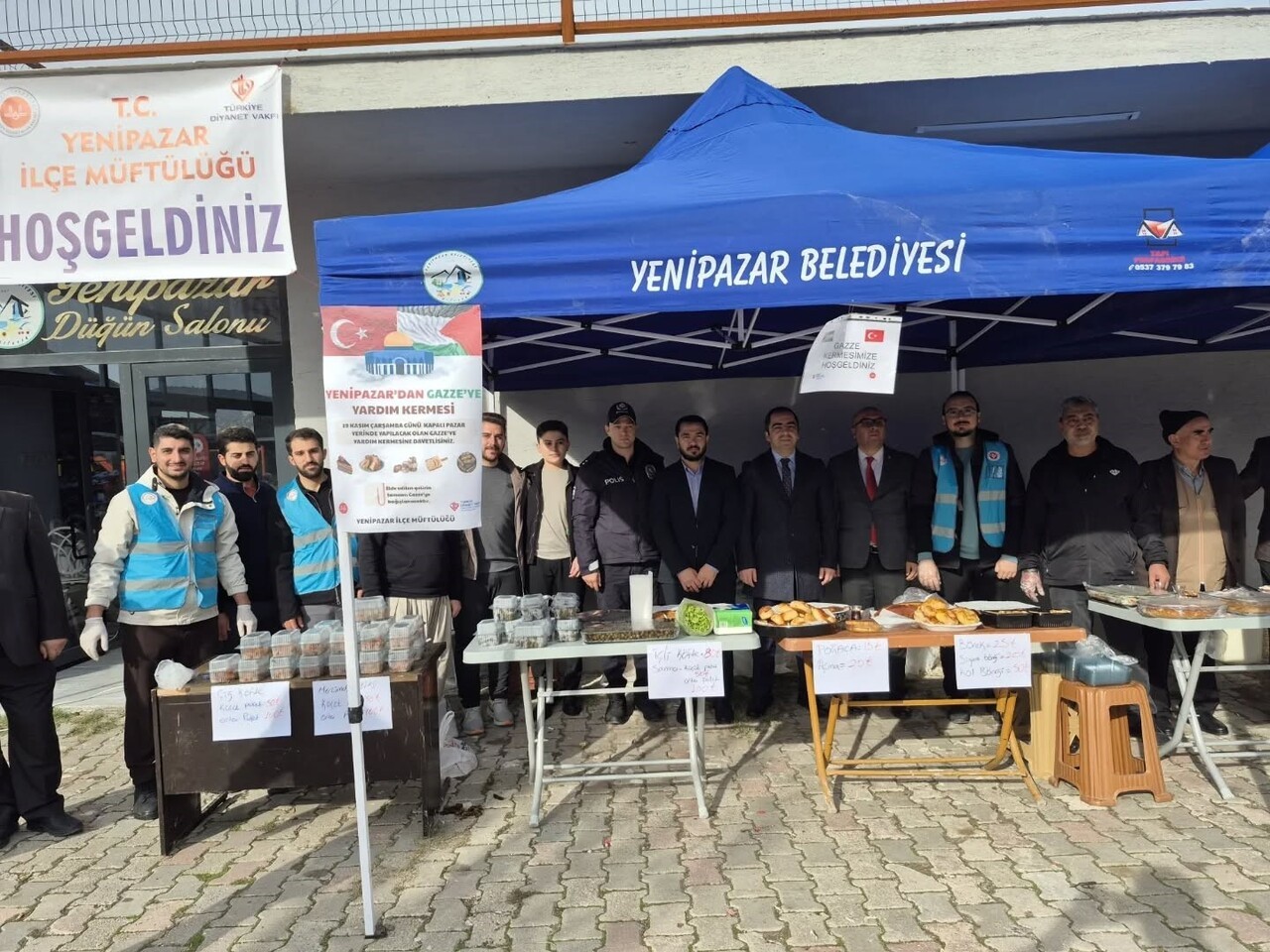 KAYMAKAM UÇAR, GAZZE YARARINA DÜZENLENEN HAYIR ÇARŞISINA KATILDI