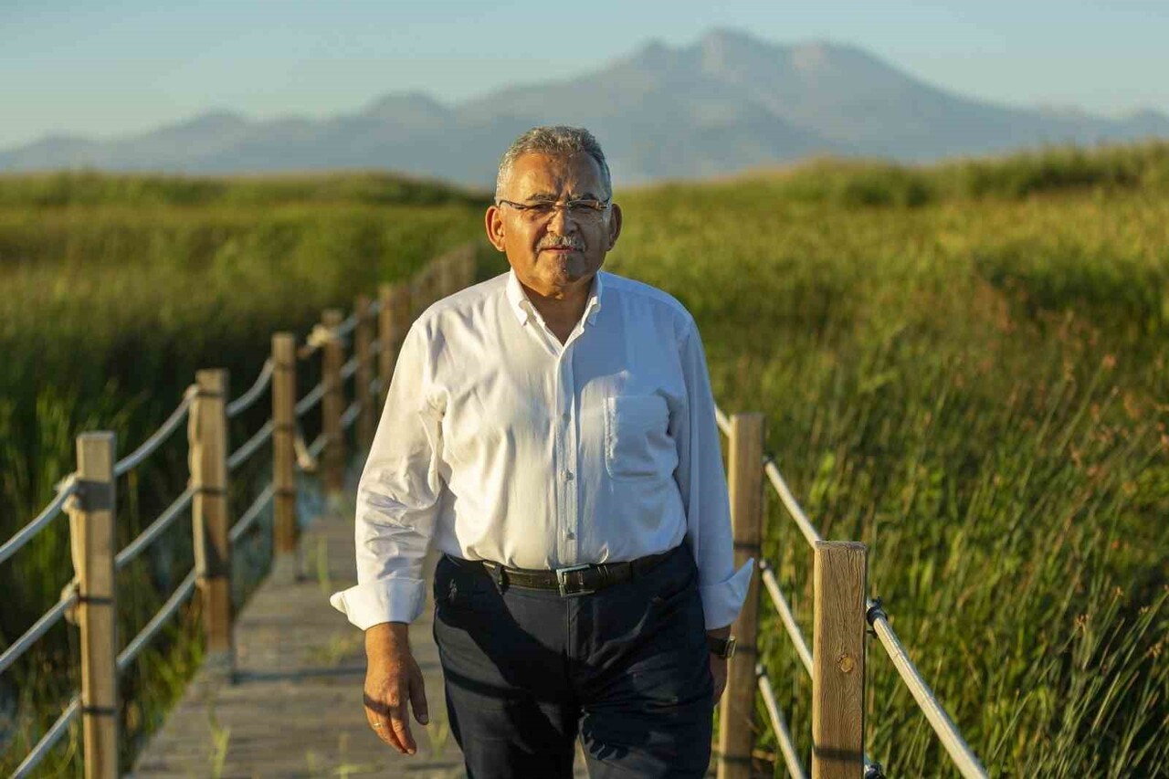 KAYSERİ BÜYÜKŞEHİR BELEDİYE BAŞKANI DR. MEMDUH BÜYÜKKILIÇ