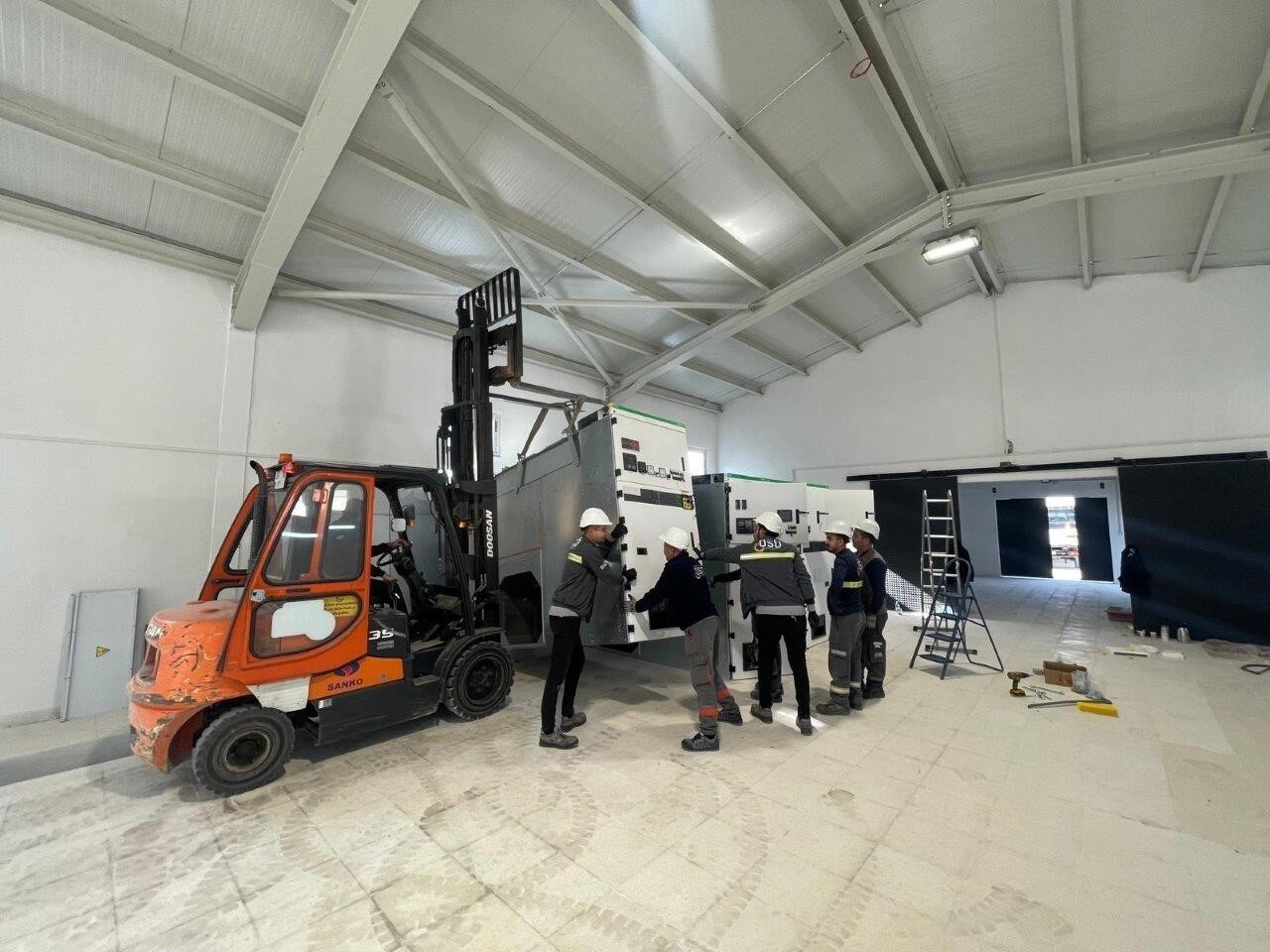 KAYSERİ ORGANİZE SANAYİ BÖLGESİ’NİN ELEKTRİK ALT YAPISINA İLİŞKİN BAŞLATILAN YATIRIM ÇALIŞMASINDA...