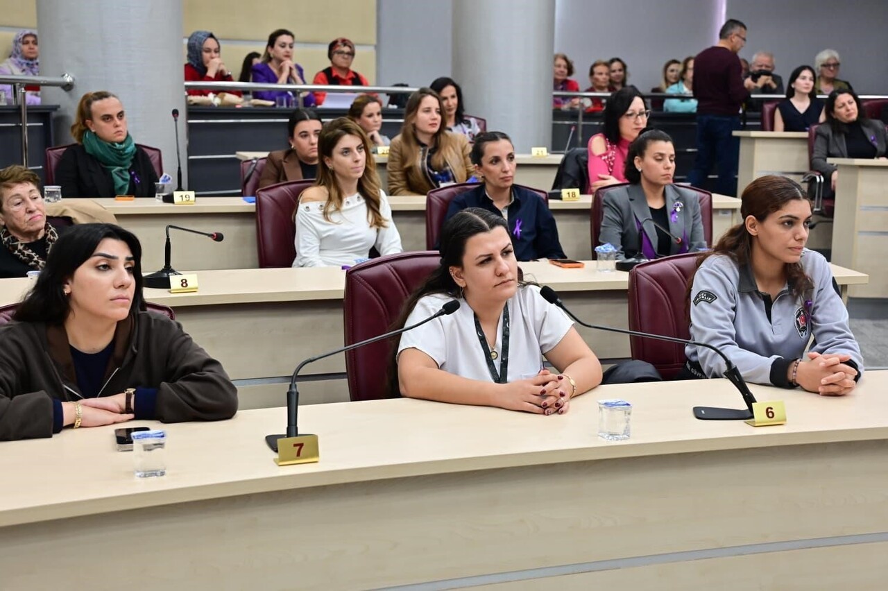 KEPEZ BELEDİYESİ, 25 KASIM KADINA YÖNELİK ŞİDDETE KARŞI ULUSLARARASI MÜCADELE GÜNÜ, ÇERÇEVESİNDE...