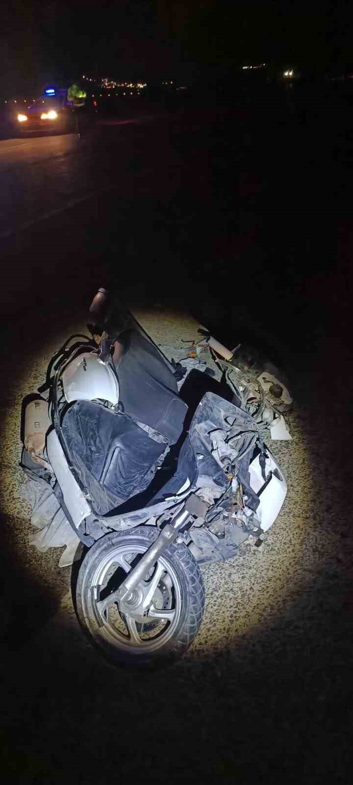 KEŞAN’DA MOTOSİKLET KAZASINDA AĞIR YARALANAN SÜRÜCÜ YAŞAM MÜCADELESİNİ KAYBETTİ