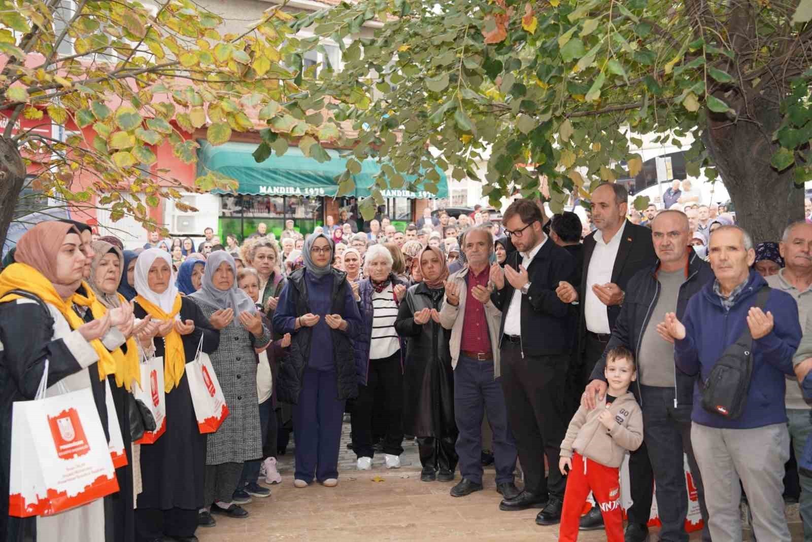 KIRKLARELİ’NİN PINARHİSAR İLÇESİNDEN KUTSAL TOPRAKLARA UMRE İBADETİNİ YERİNE GETİRMEK ÜZERE GİDEN...