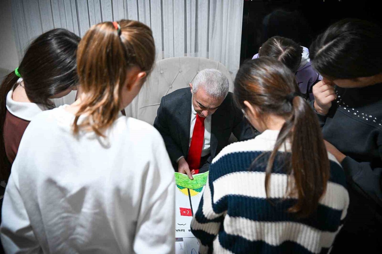 KIRKLARELİ VALİSİ UĞUR TURAN VE EŞİ NİHAL TURAN, AİLE VE SOSYAL HİZMETLER İL MÜDÜRÜ BİLGİN...