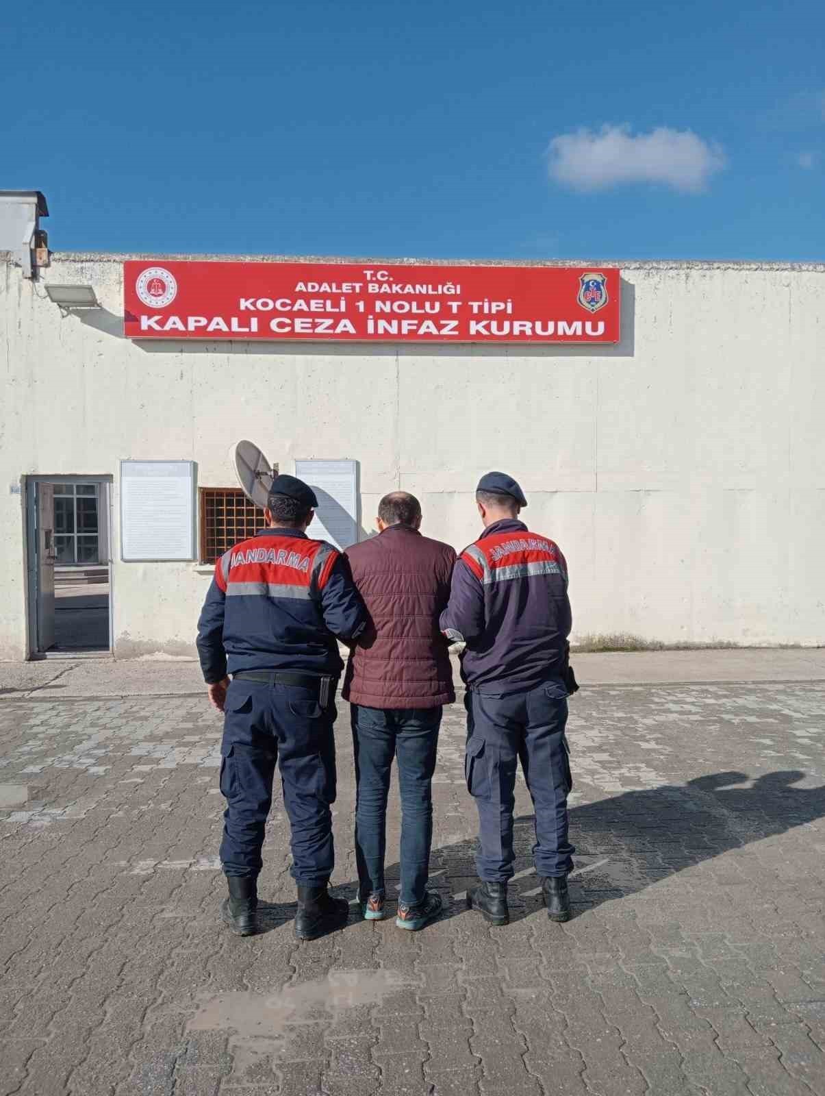 KOCAELİ'DE "FETÖ/PDY SİLAHLI TERÖR ÖRGÜTÜNE ÜYE OLMA" SUÇUNDAN HAKKINDA 6 YIL 3 AY KESİNLEŞMİŞ...