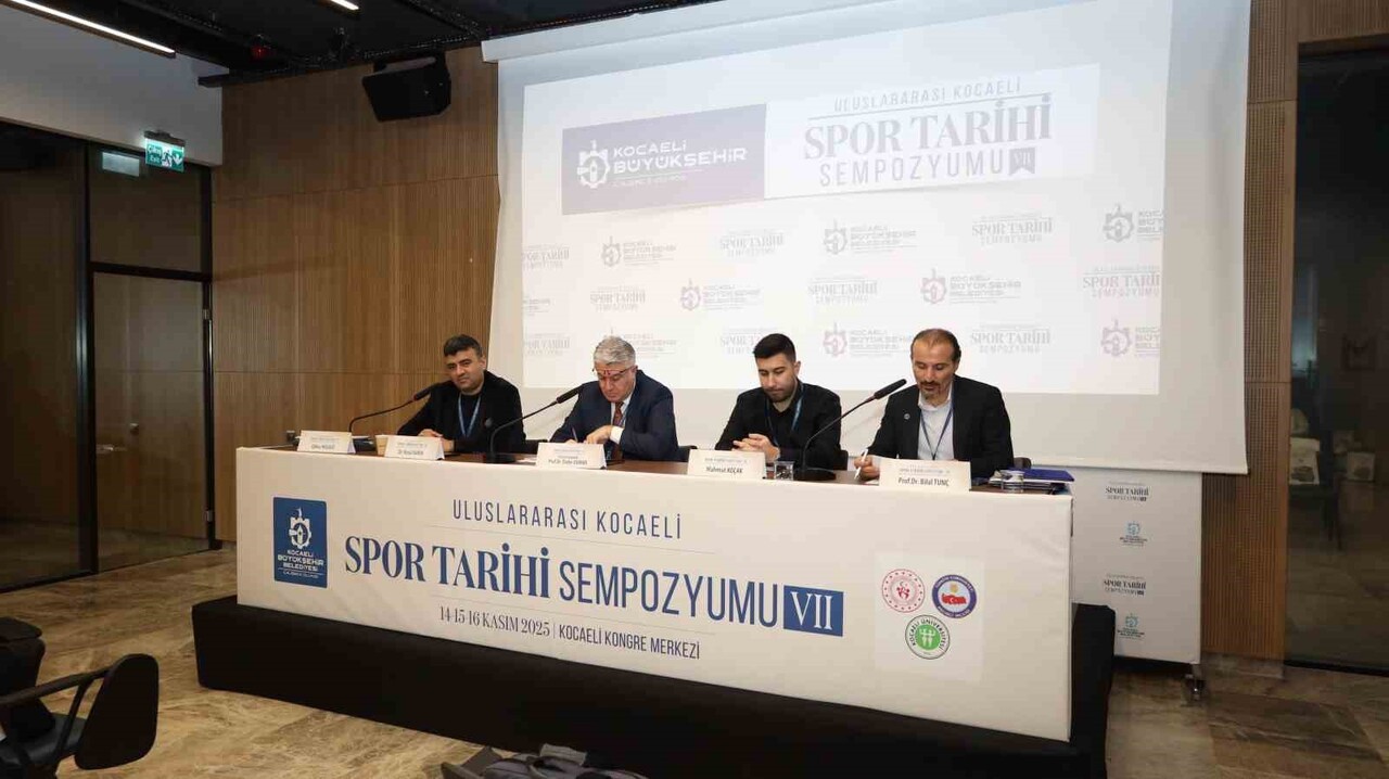 KOCAELİ'DE VERDİĞİ SEMPOZYUMDA YELKEN SPORU HAKKINDA KONUŞAN DOÇ. DR. FATİH ÖZÇELİK, "YELKEN SPORU...