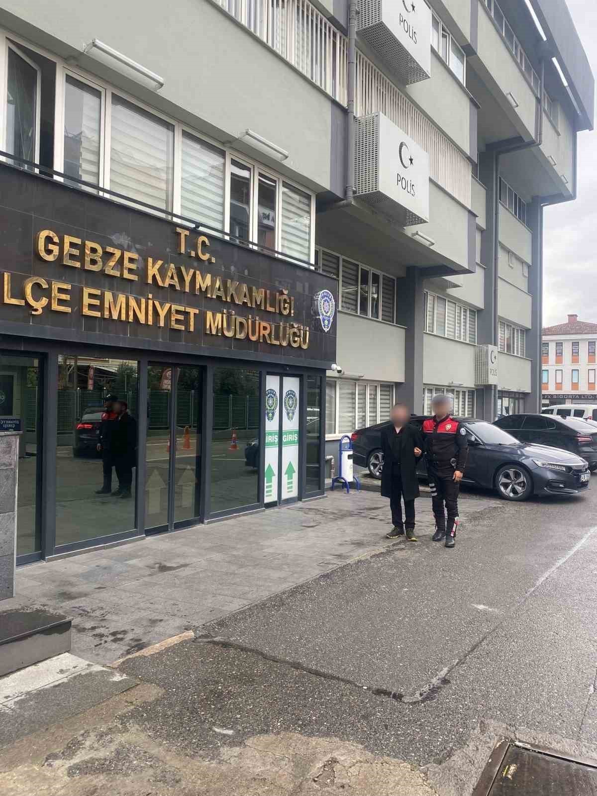 KOCAELİ'NİN GEBZE İLÇESİNDE HAKLARINDA "BİLİŞİM SİSTEMLERİYLE HIRSIZLIK" VE "NİTELİKLİ SİLAH...