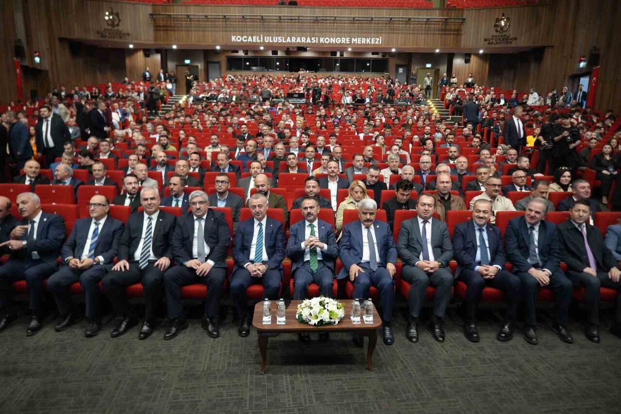 KOCAELİ BİLİŞİM FUARI, YAPAY ZEKADAN SİBER GÜVENLİĞE KADAR TEKNOLOJİ DÜNYASININ TÜM BAŞLIKLARINI...