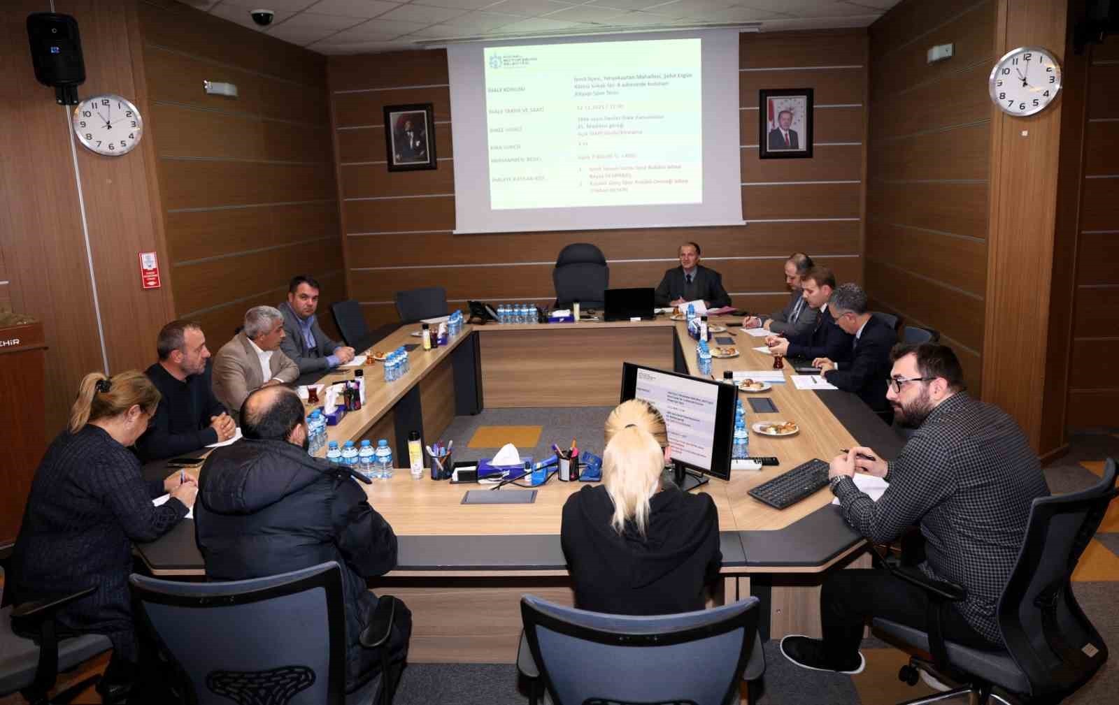 KOCAELİ BÜYÜKŞEHİR BELEDİYESİ ENCÜMENİ'NİN KASIM AYI TOPLANTISINDA ULAŞIMDAKİ İHLALLER İÇİN CEZA...