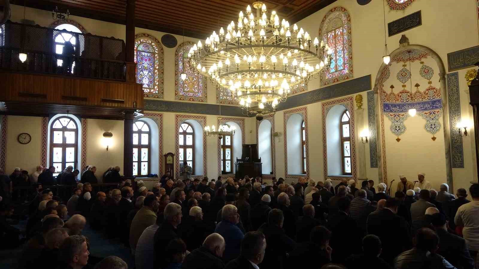 KOCAELİ’DE, TÜRKİYE CUMHURİYETİ’NİN KURUCUSU GAZİ MUSTAFA KEMAL ATATÜRK’ÜN EBEDİYETE İRTİHALİNİN...