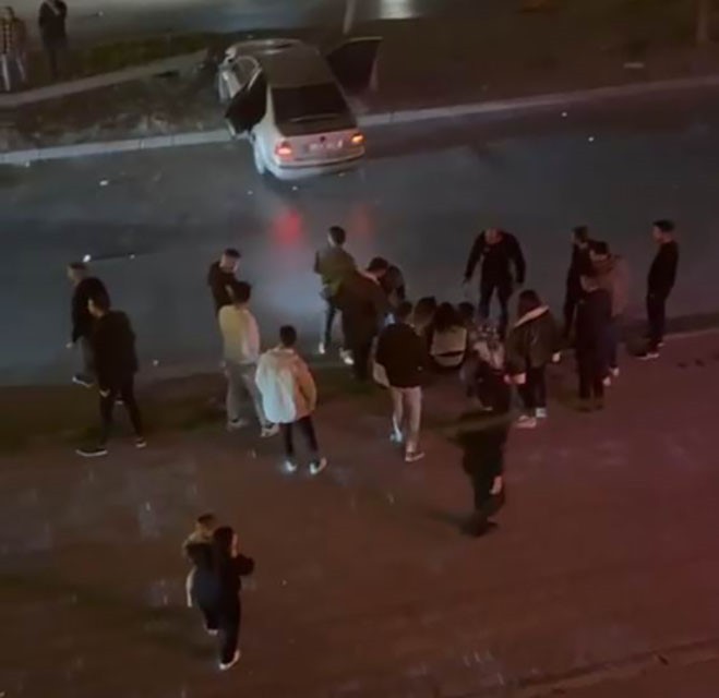 KONYA’NIN EREĞLİ İLÇESİNDE MEYDANA GELEN TRAFİK KAZASINDA 4 KİŞİ YARALANIRKEN, KAZA SONRASI PANİK...