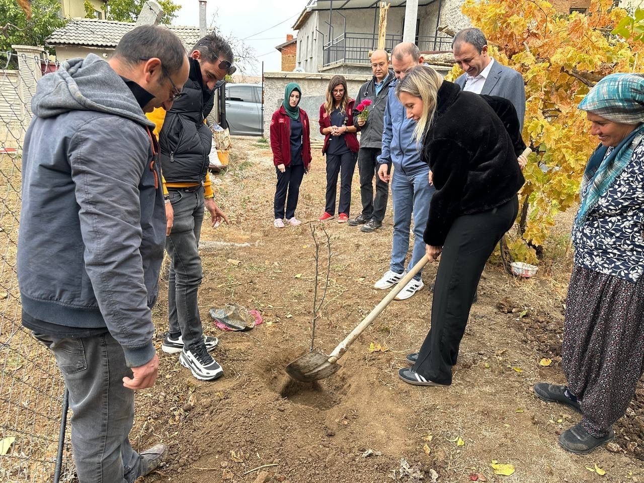 KONYA’NIN HÜYÜK İLÇESİNDE EVDE SAĞLIK HİZMETİNDEN İSTİFADE EDEN YAŞLI HASTALAR ADINA SAĞLIK...