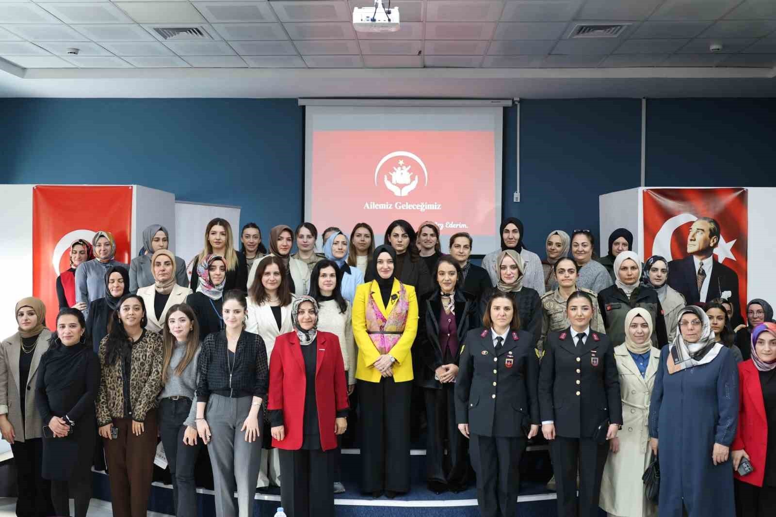 KORUYUCU AİLELİK BİLİNCİ AĞRI’DA GÜÇLENİYOR