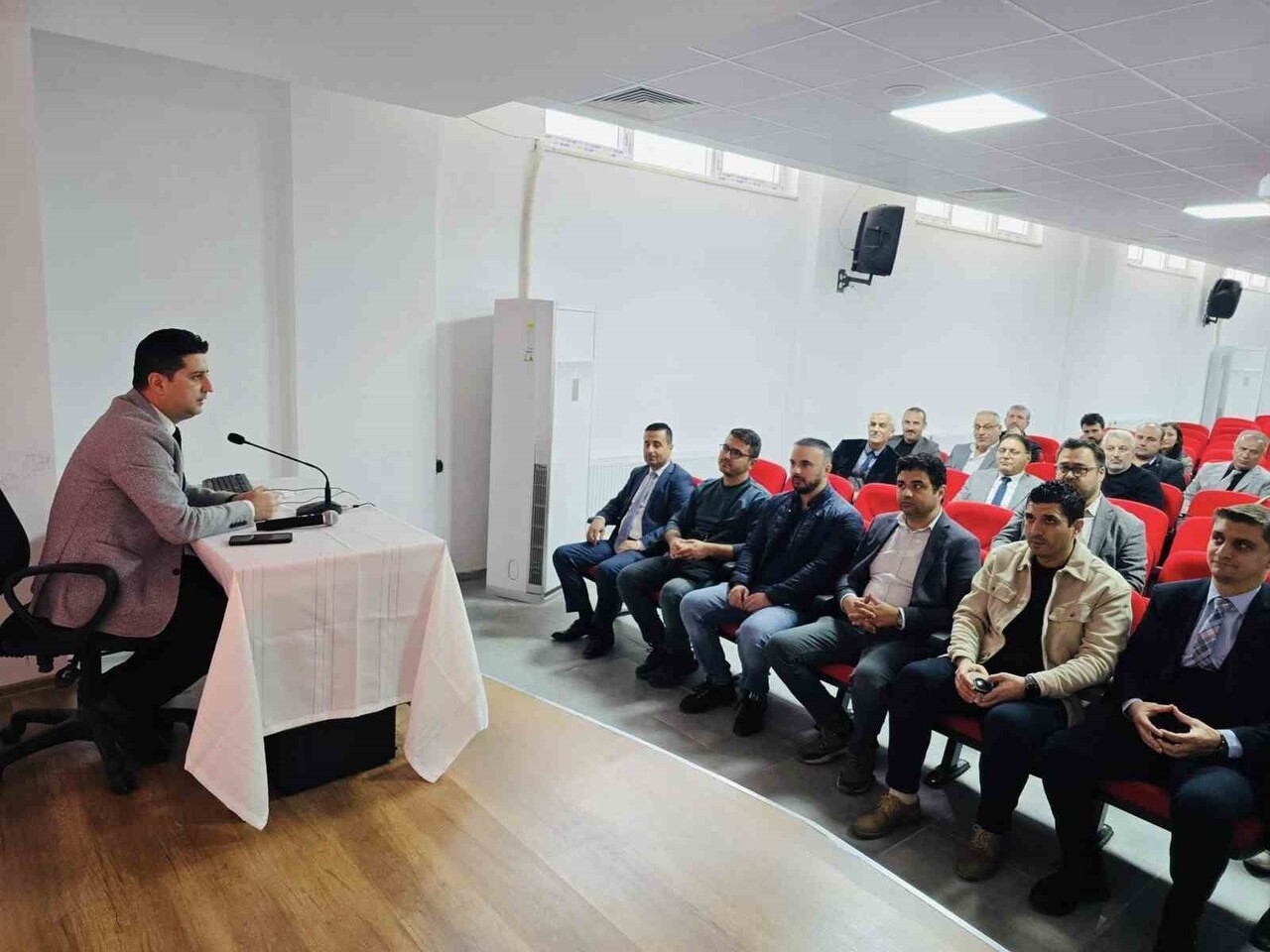 KÖŞK’TE OKUL MÜDÜRLERİ AYLIK DEĞERLENDİRME TOPLANTISINDA BULUŞTU