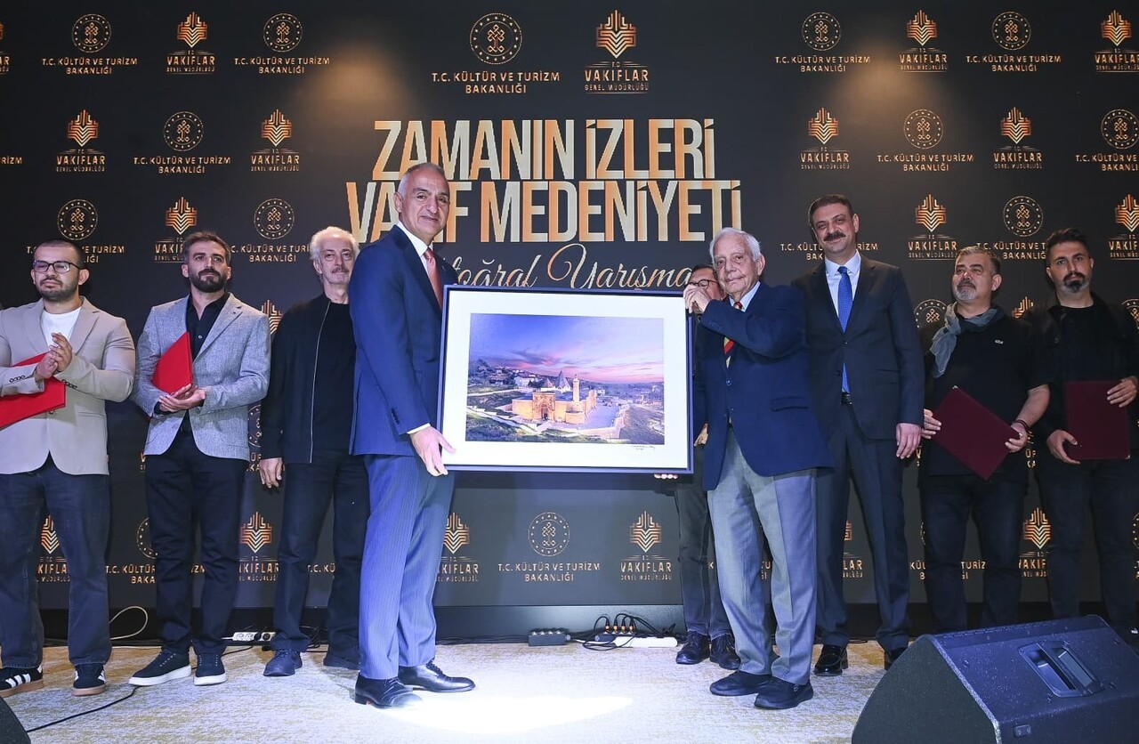 KÜLTÜR VE TURİZM BAKANI MEHMET NURİ ERSOY, "MİMAR SİNAN’DAN BU YANA AYASOFYA’DA GERÇEKLEŞTİRİLEN...