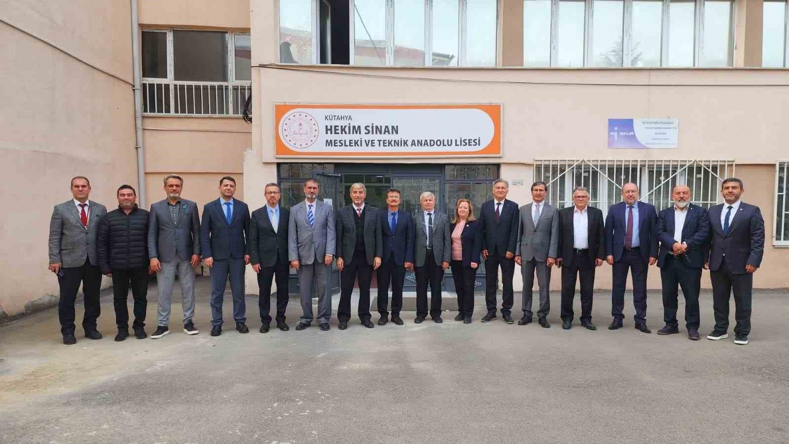 KÜTAHYA’DA MERKEZ MESLEK LİSESİ MÜDÜRLERİYLE İSTİŞARE TOPLANTISI