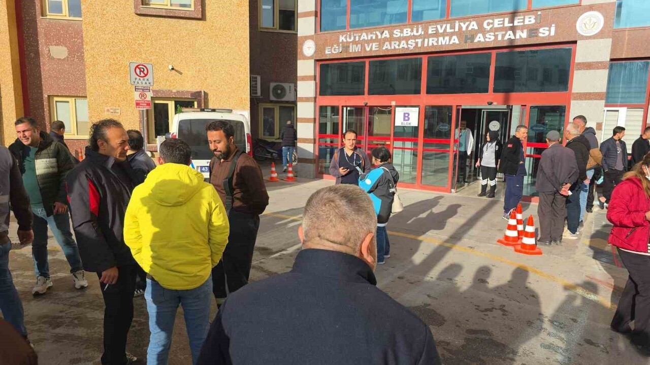 KÜTAHYA EVLİYA ÇELEBİ EĞİTİM VE ARAŞTIRMA HASTANESİ YANGIN PANİĞİ