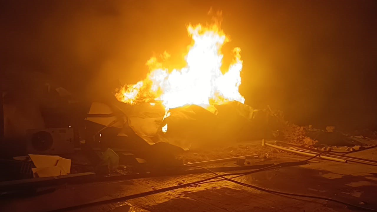 MALATYA’DA ŞANTİYEDE YANGIN